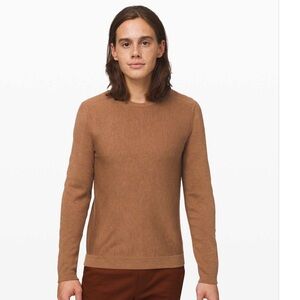 Lululemon Men's Alpine Air Crew in brown